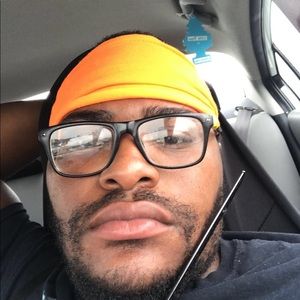 Meet your Posher, Marki